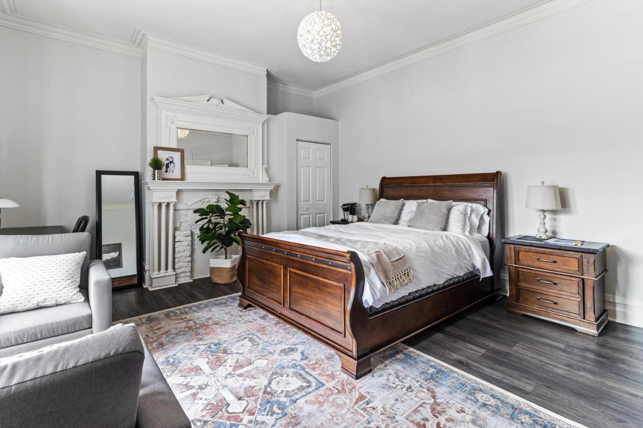 Mckay Manor On Duckworth Hotell St. John's Eksteriør bilde