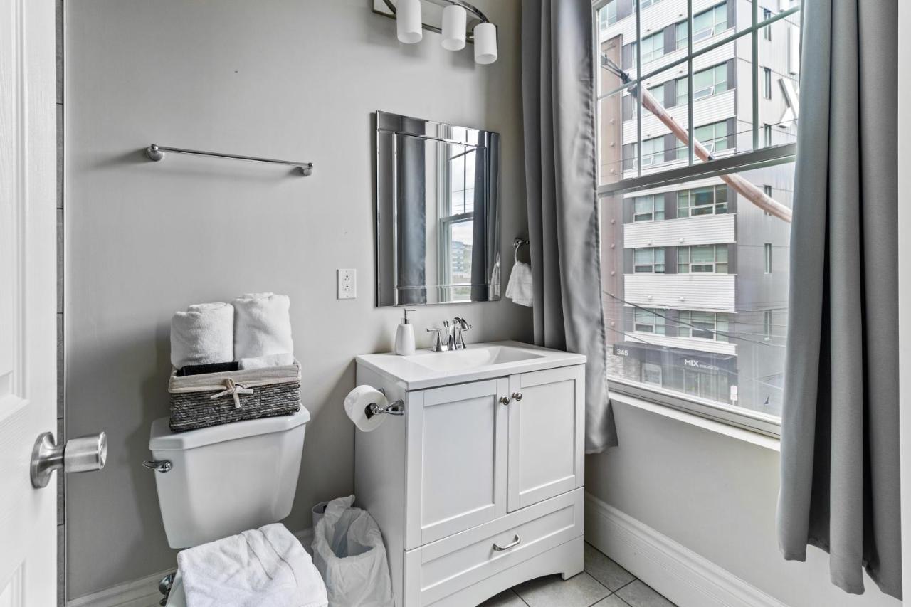 Mckay Manor On Duckworth Hotell St. John's Eksteriør bilde