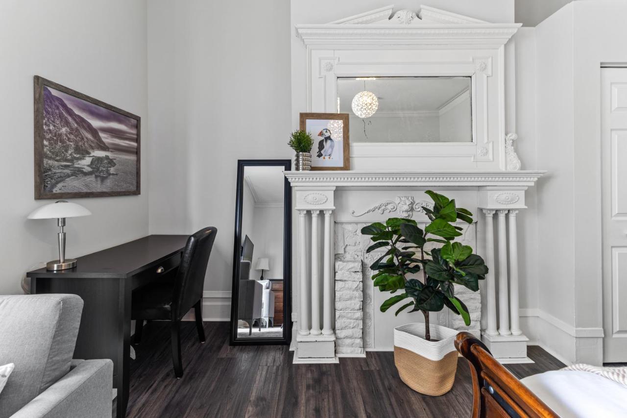 Mckay Manor On Duckworth Hotell St. John's Eksteriør bilde