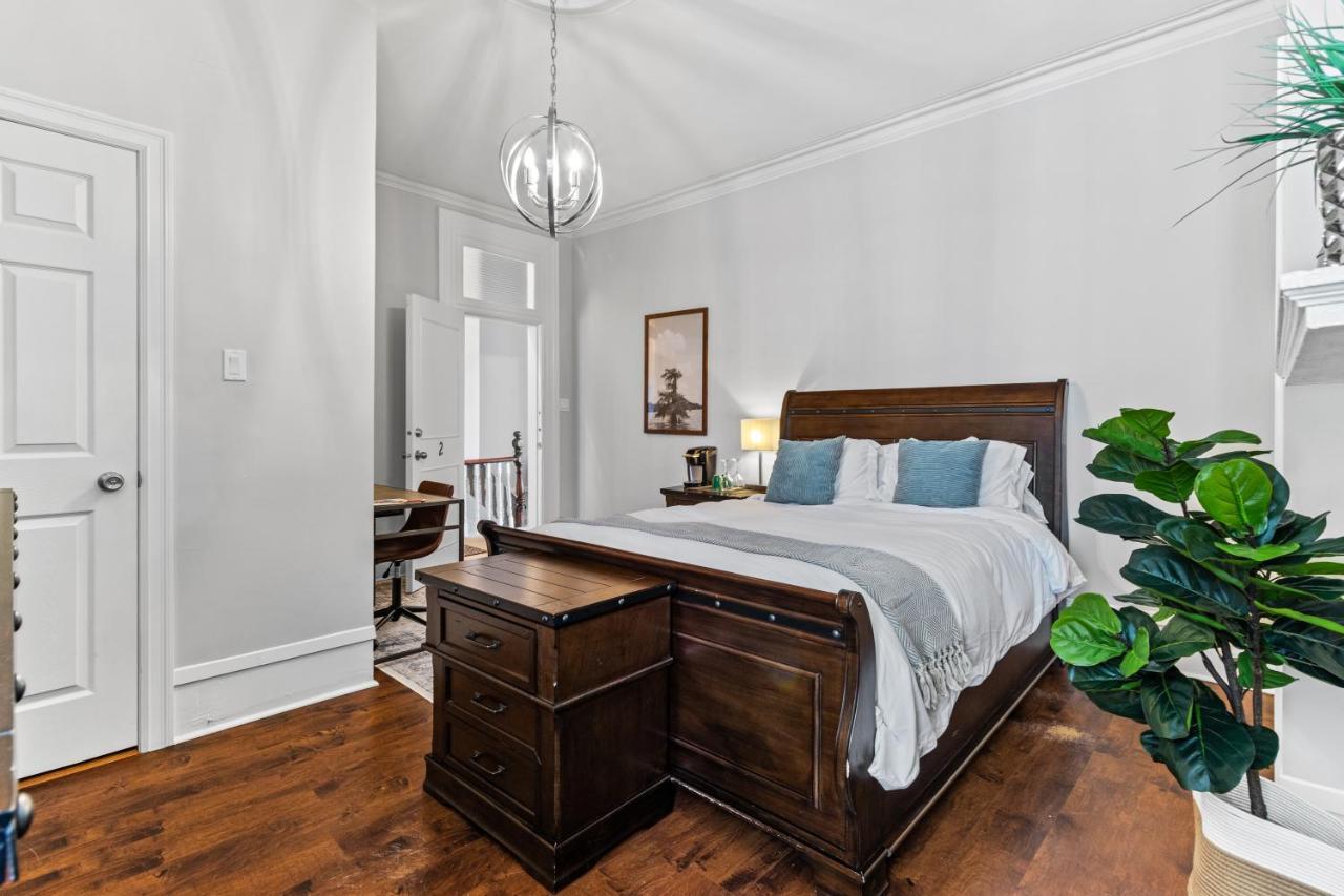 Mckay Manor On Duckworth Hotell St. John's Eksteriør bilde