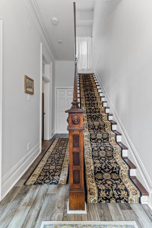 Mckay Manor On Duckworth Hotell St. John's Eksteriør bilde